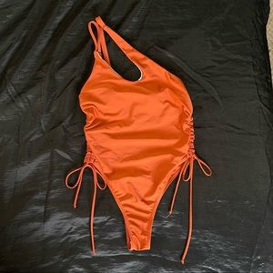 One-Shoulder One-piece